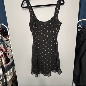 En Creme Black Dress with Silver Patterns